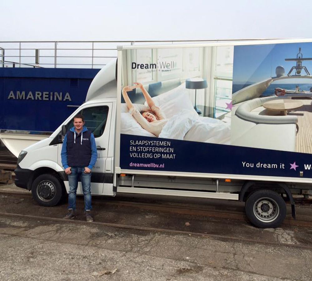 DreamWell | Over - Bus